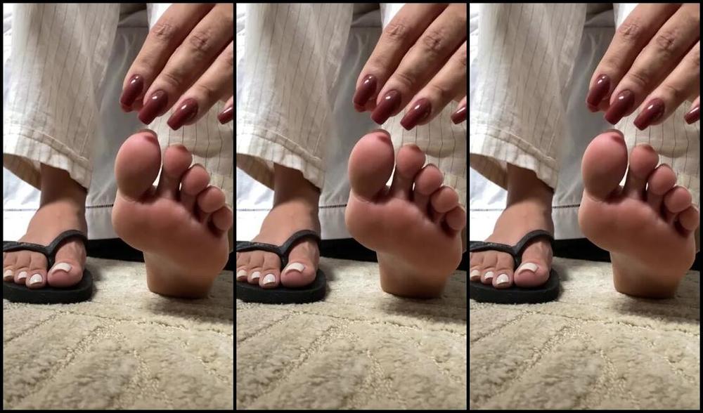Ro My Feet Nicknamed Romyfeet 11 02 24 2025 Onlyfans Video This Angle Captured Every Detail Of My Toes And Sole