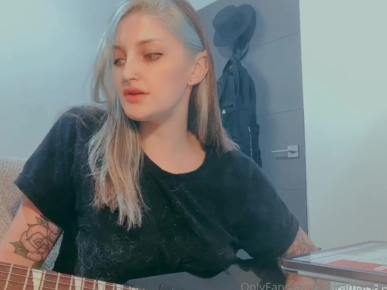 Akiramaisuicide Another Song For You Guys I M Sorry If You Don T Like These Posts And Are Only Intere