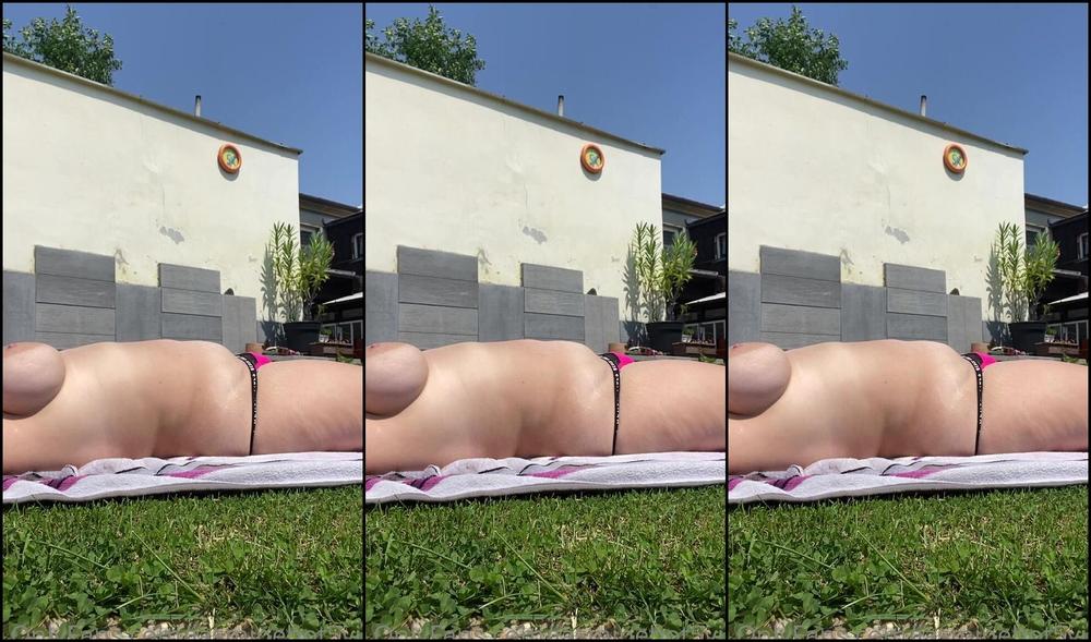 Moore Jasmine 2507135219 07 03 2022 Who Will Put Some Lotion On Me