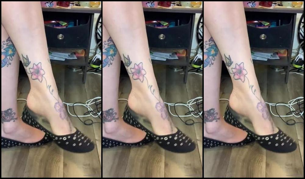 Goddess Rhonda Aka Sweetesthangsfeet Onlyfans I Literally Went Live For Times This Morning And Each Time I Ended It Would Not Allow Me To Post