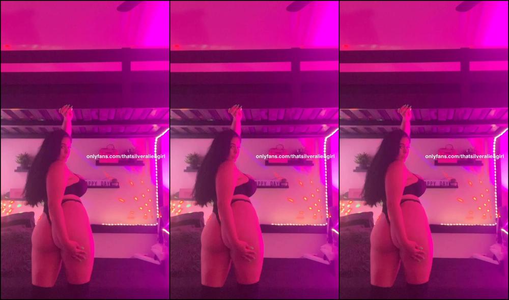 Thatsilveraliengirl 375101232 05 30 2020 Found This Gem My Hair Was Sooooo Long Should I Grow My Hair Out Again