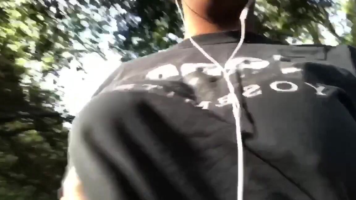 Fey Sinclair Public Tit Flash Compilation_Fey Sinclair PornHubPremium