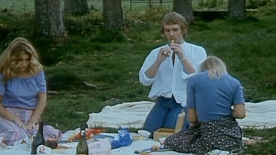 "Erika Cool, Marlene Myller, Sigrid Cellier, Sophie Bulle, Dakatine, Jean Cherlian, Ray Prevet, Philippe Prevet, Jacques Couderc, Cyril Val, Gaston Meunier, Guy Bonnafoux, Madou Sall, Cindy" Classic, Feature Les Petites Salopes Alpha France