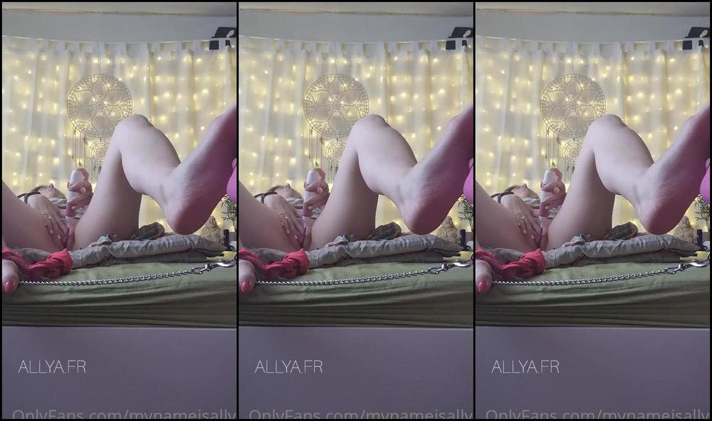 Mynameisallya Please Me I Love To Masturbate While You Lick My Feet J Aime Trop Me Branler Penda