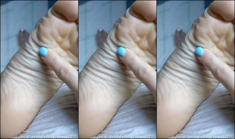 Beauxfeet Saturday Morning Wrinkles Pictures And Video Can You Imagine Your Dick Rubbing Along T