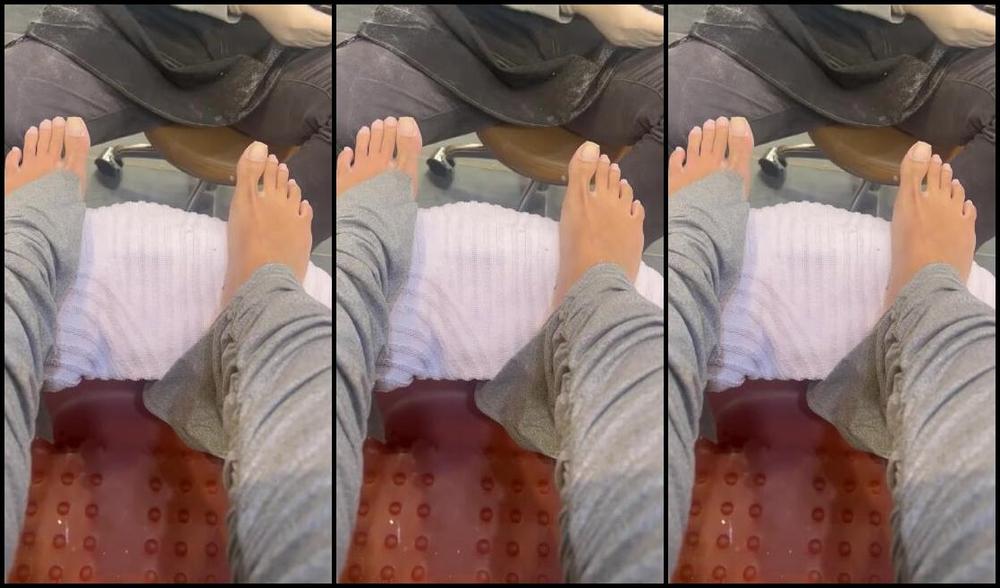 Fleek Feet Aka Herfeetonfleek Onlyfans The Process To My Pedicures