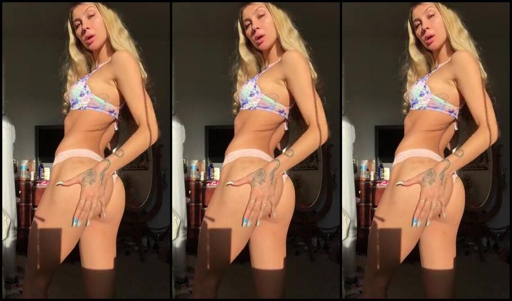 Princess Chelsea Aka Bowdown2Chelsea Onlyfans Minute Long Morning Tease For My Loyal Boys