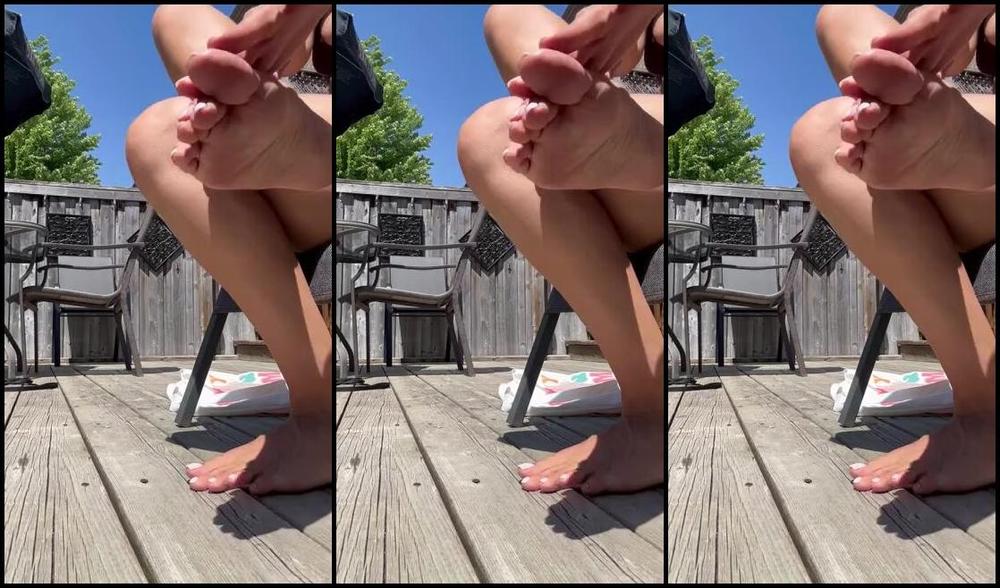 Atoesies Nicknamed Atoesies 05 24 2024 Onlyfans Video Help Me Oil My Feet