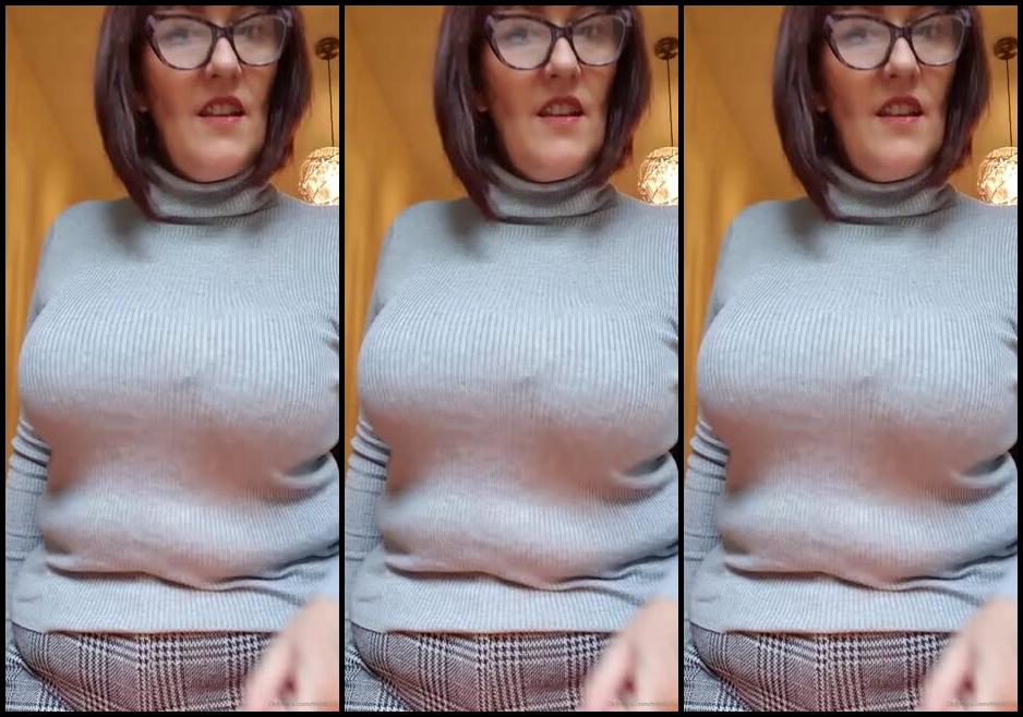 Miss B Nicknamed Missb52S Onlyfans 10 17 2021 You Pay Me Because Im Your Superior