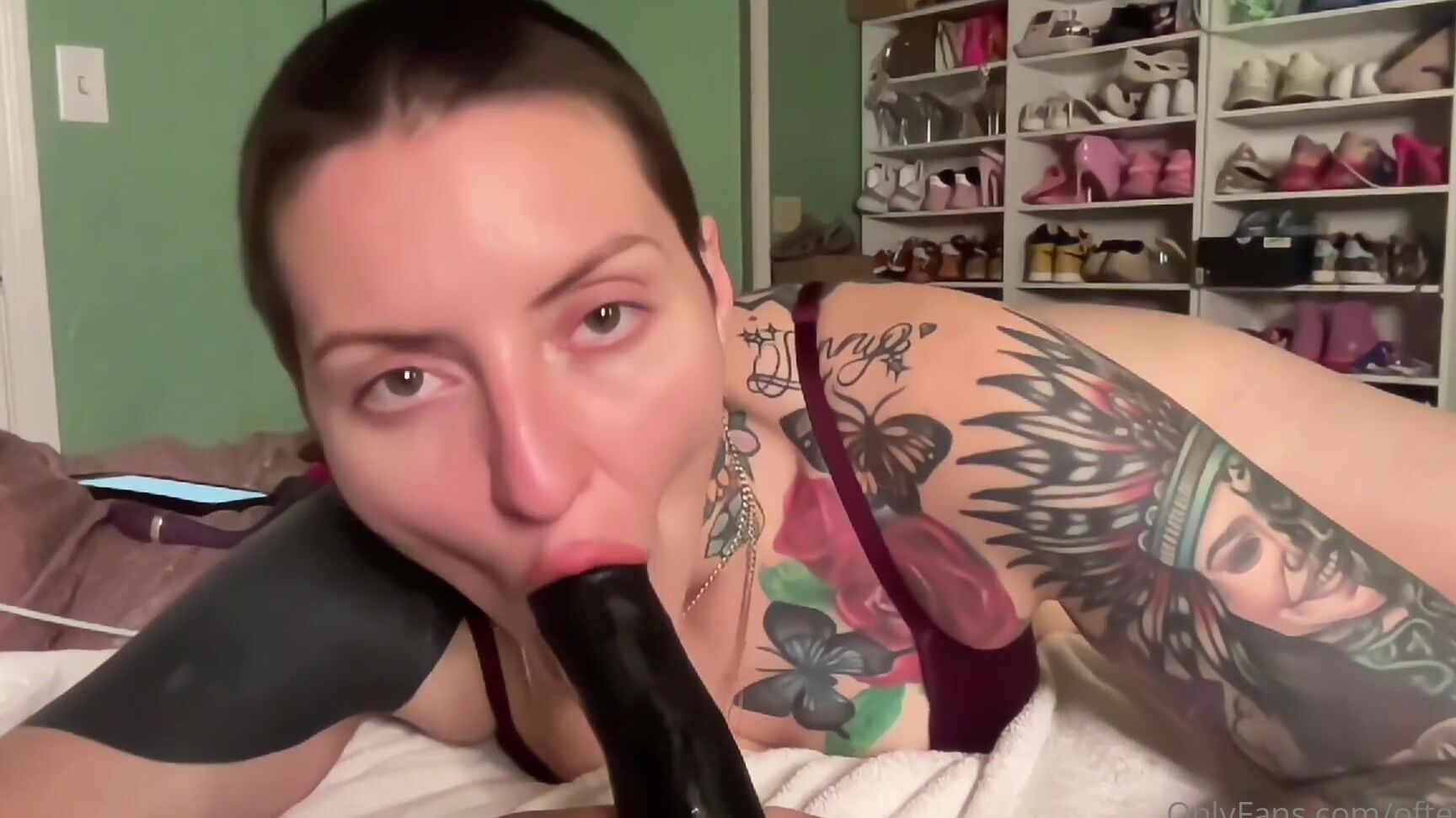 Oftenelle 2651572754 10 23 2022 Tell Me Im Pretty While You Dig In That Pussy I Just Want Someone I