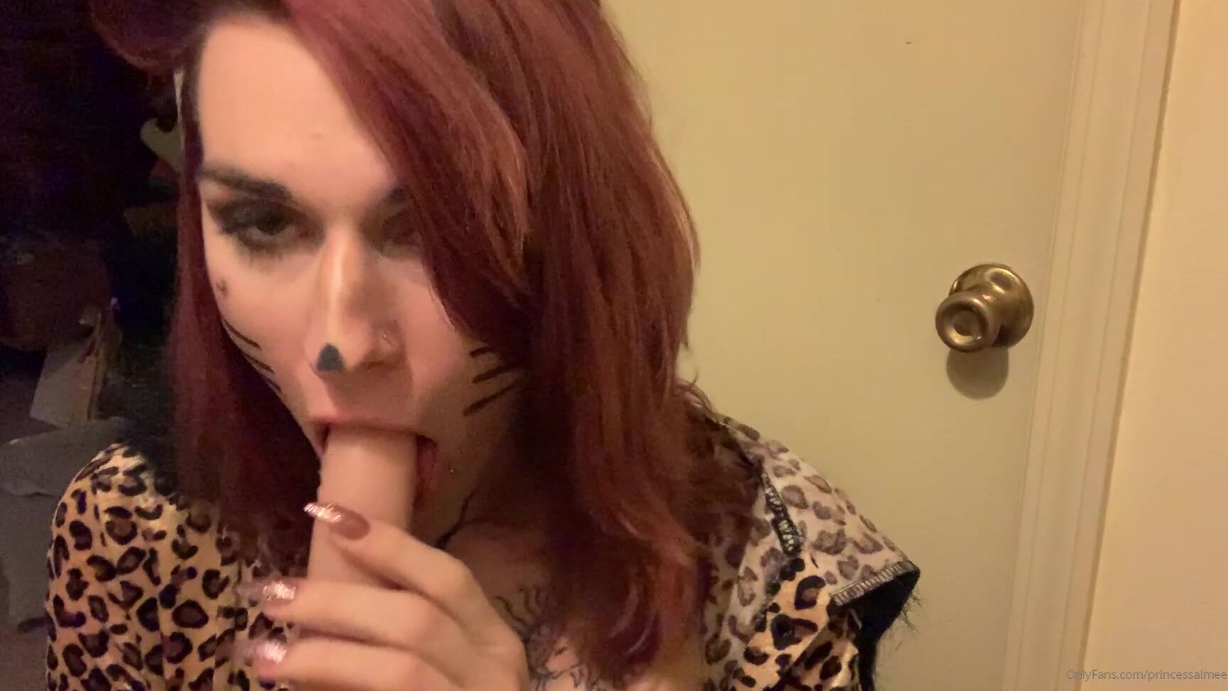 Princessaimee Wanna See Me Suck On This Dildo It S So Yummy To Think Of Daddy When I Suck