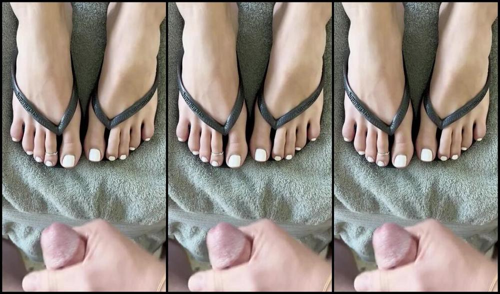 Brooke Jones Nicknamed Myposedtoesvip Onlyfans Would It Be A Dream Of Yours To Cum All Over My Feet With A White Pedicure And These Black Sandals 5