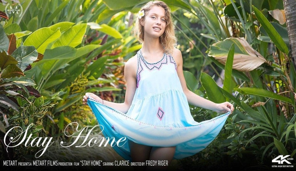 Barefoot, Panties, Striptease Clarice - Stay Home