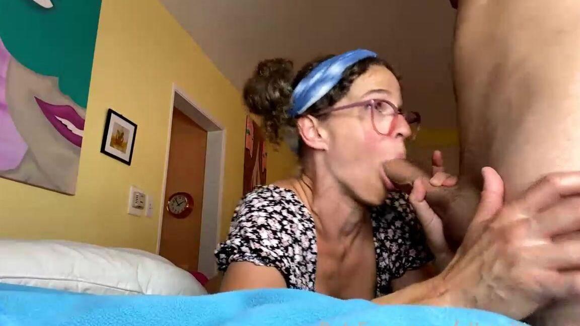 Vibewithmommy Stream Started At Pm Going To Film An Anal Scene Come Watch