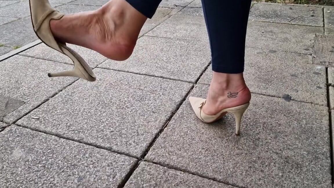 Kats Worn Heels Nicknamed Katswornheels Onlyfans My Stiletto Mules Turned A Few Heads