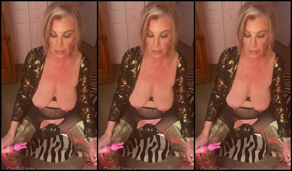 Avb Gilfgoddess Vip Nicknamed Avbgilfgoddess 03 11 2022 Onlyfans Video Video Instead Of The Live Streaming So Sorry