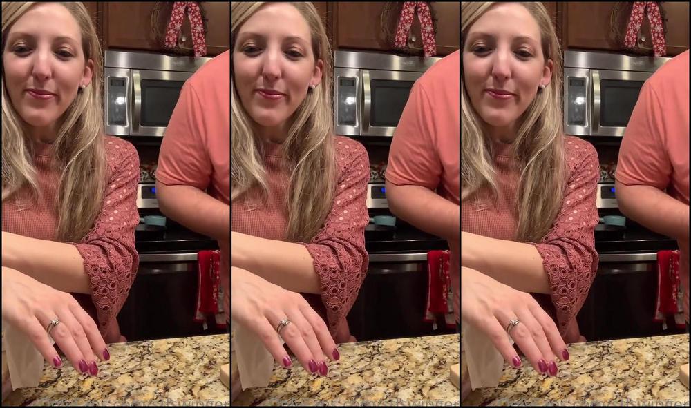 Stlswingers I Know This Is Onlyfans But Are You Guys Open To Occasional Non Sexual Content Let Me Kn