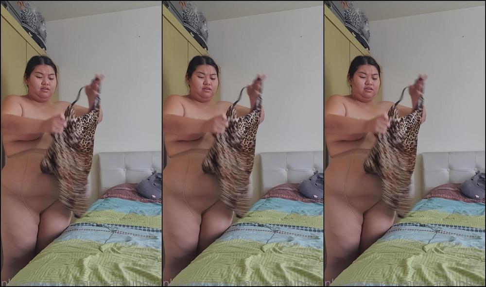 Ameenachubbycutie Getting Ready With Pantyhose On