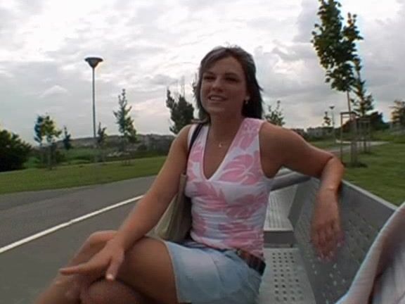 Public Invasion 052 Nymphwoman 18-10-06 Public Invasion