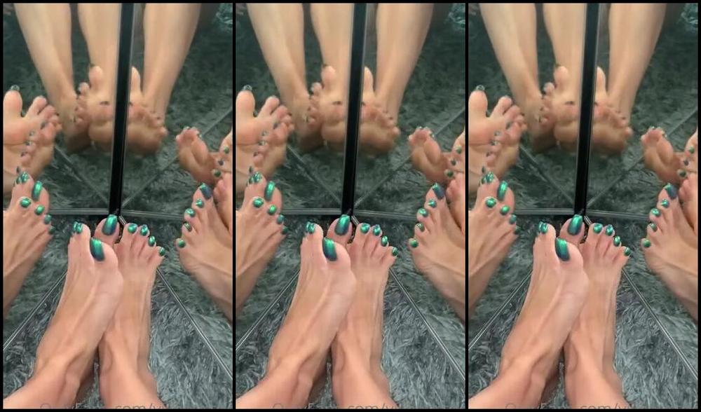 Vixenarches Onlyfans Could You Handle All Of These Feet