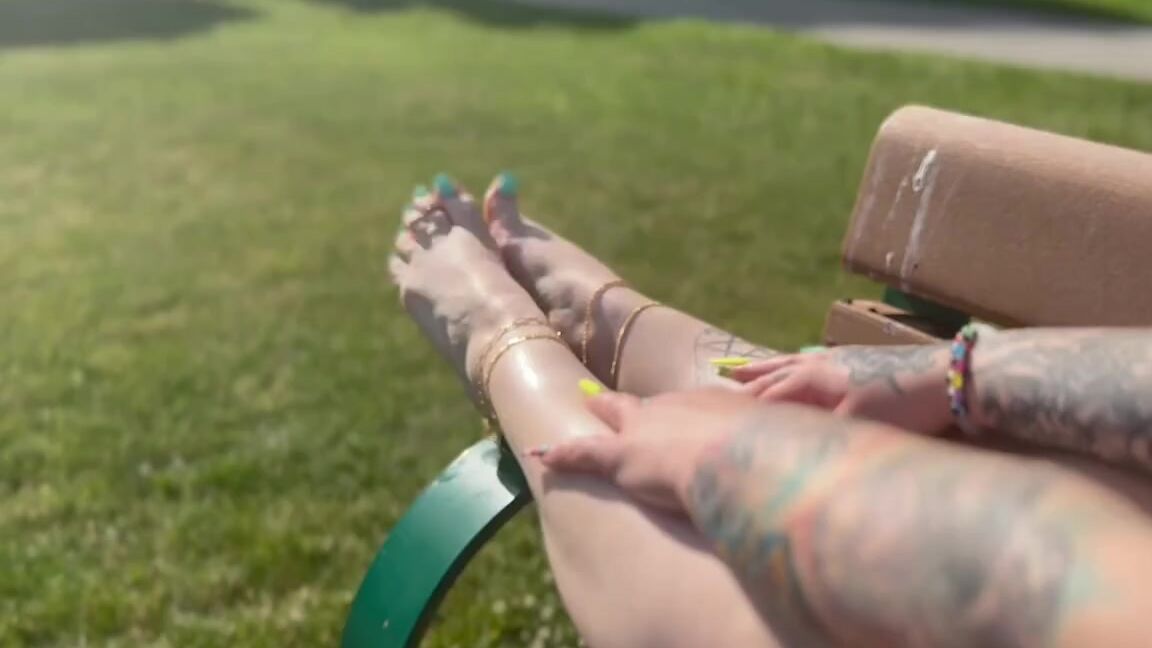 Paws And Klaws Foot Fetish 06 13 2024 Onlyfans Video I Gave This Bench The Time Of Its Life Dont You Wish It Was You