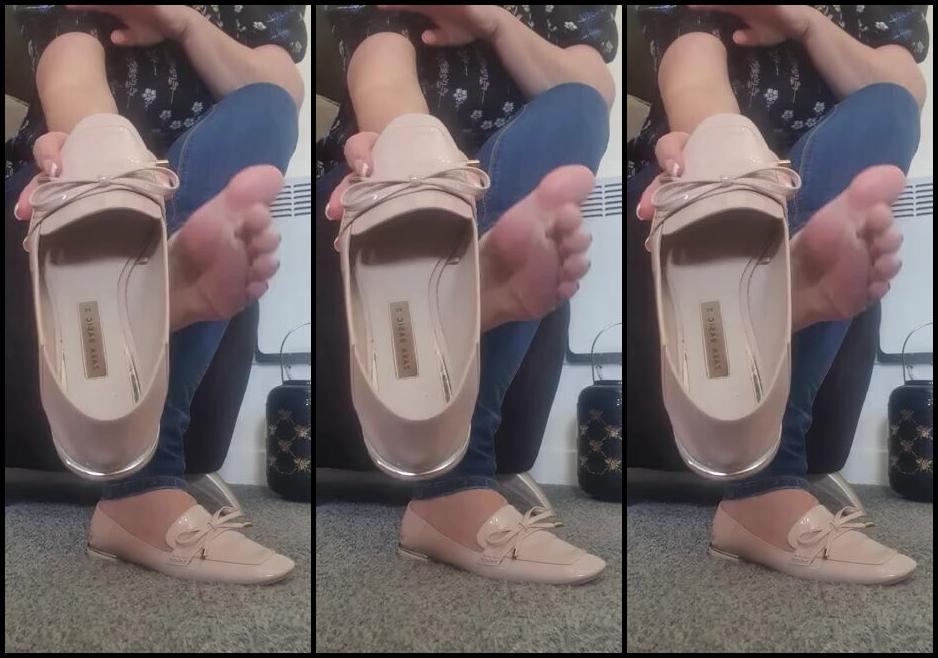 Miss B Nicknamed Missb52S Onlyfans 05 07 2022 Dirty Shoes Sweaty Feet Turn You On