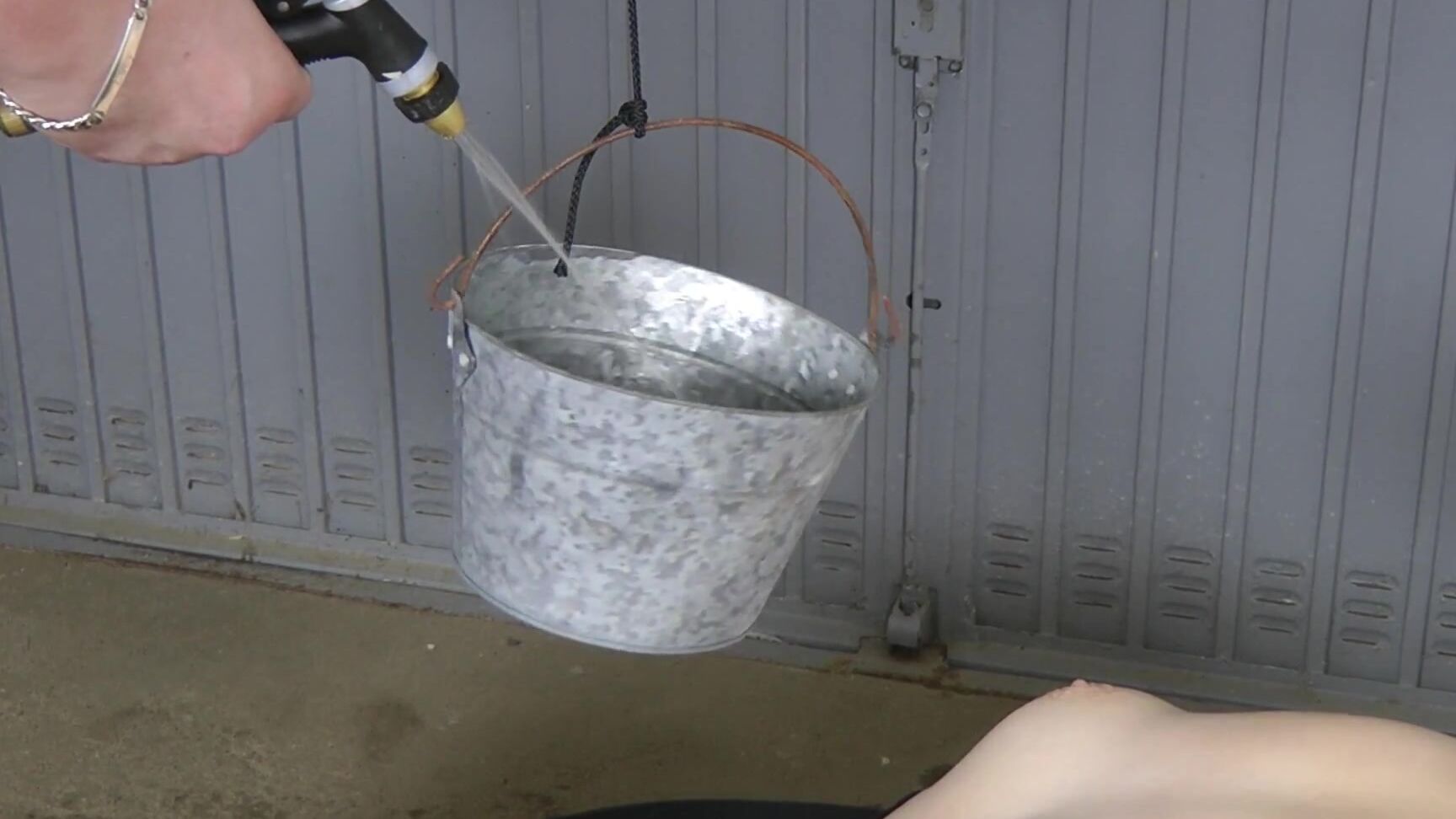 bella 2014 05 11 cold water Amature Xtreme