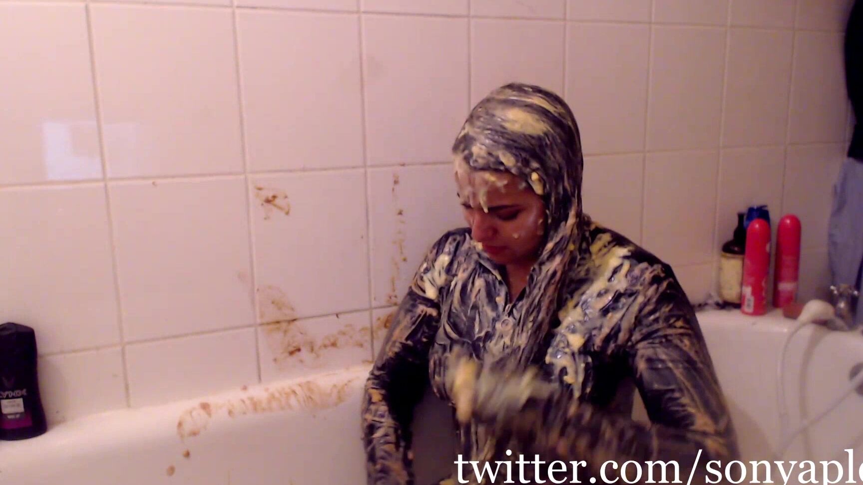 Sonya Lee Custard Bath Now In Messy Flavours