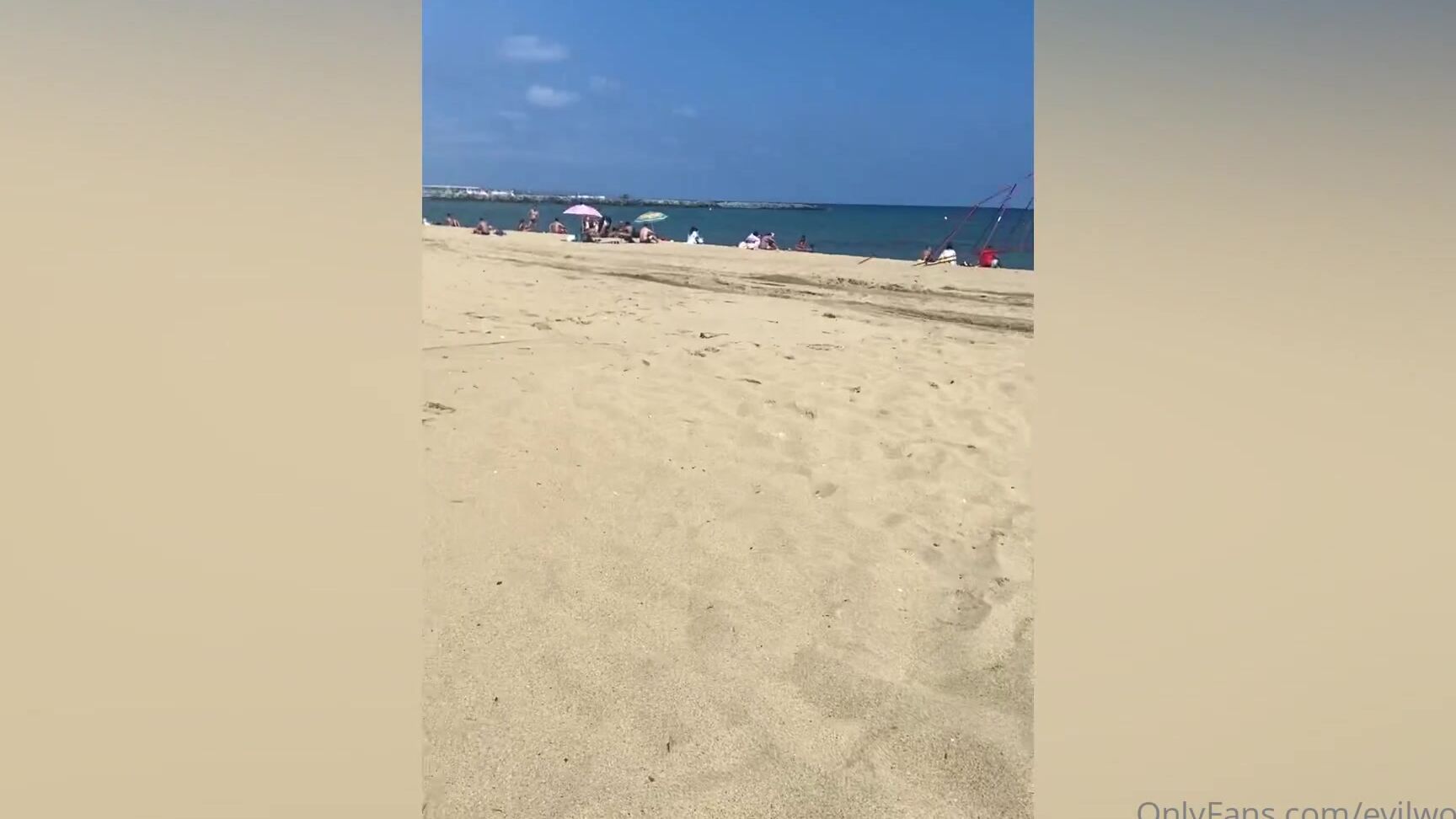Evil Woman Public Strapon Fuck In The Beach Enjoy
