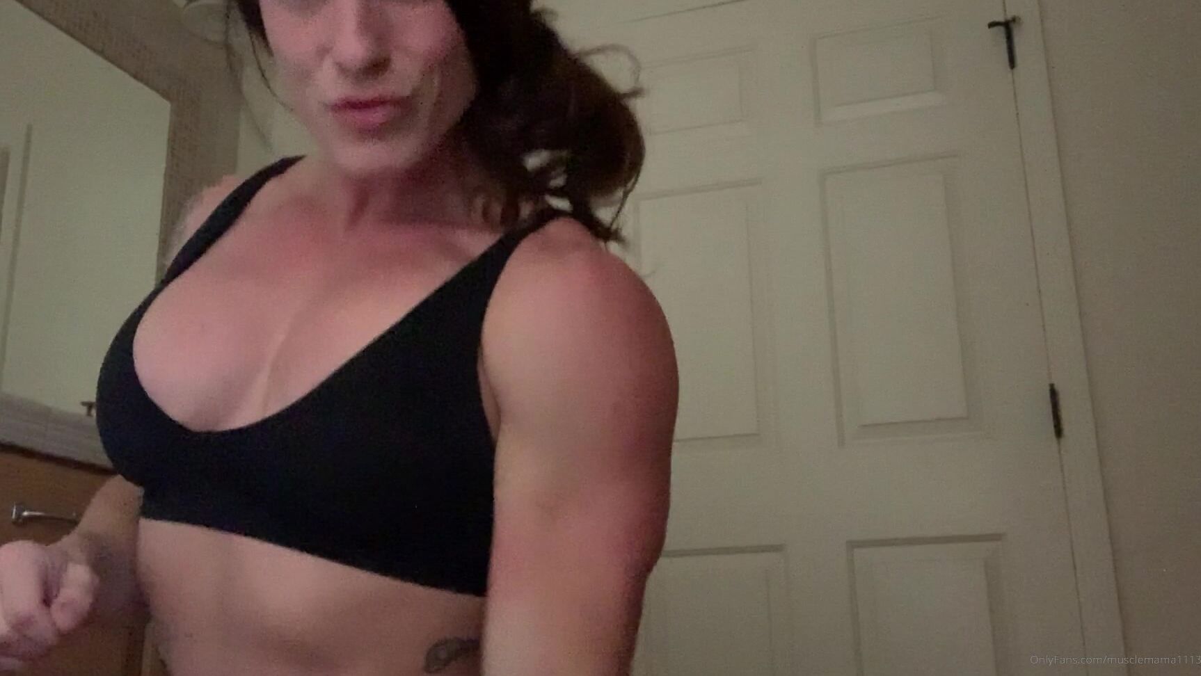 Musclemama Are U Worthy