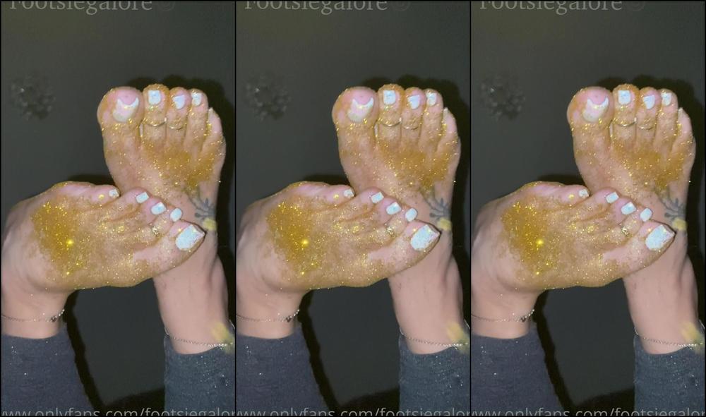 Footsiegalore Footsie Advent Reveal Day Let Me Leave You Mesmerised And Covered In Footsie Magic As