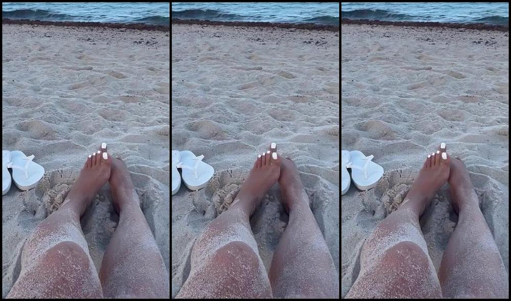 Kali Domina Nicknamed Kvlidomina Onlyfans Go Ahead Indulge You Know The Way I Wiggle My Toes Jus Drives That Dick Crazy