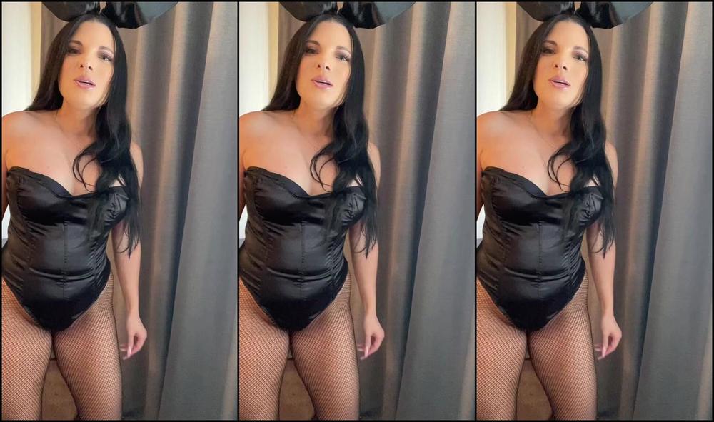 Aubreylinnea 3544081628 10 30 2024 Just A Bunny Looking For A Nice Hard Carrot