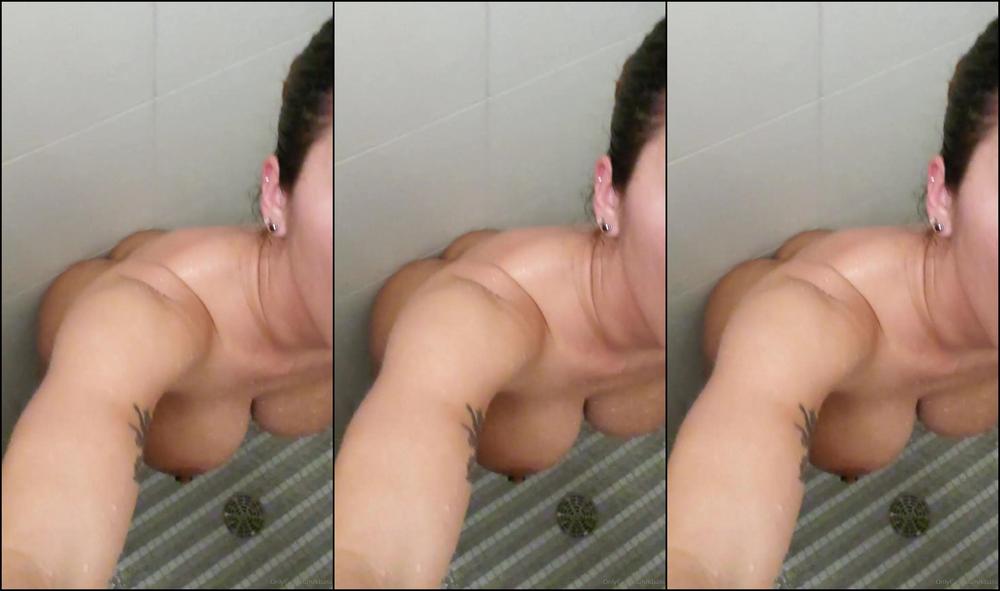 Kbass I Always Love Having Sexy Fun In Public Places Today I Took