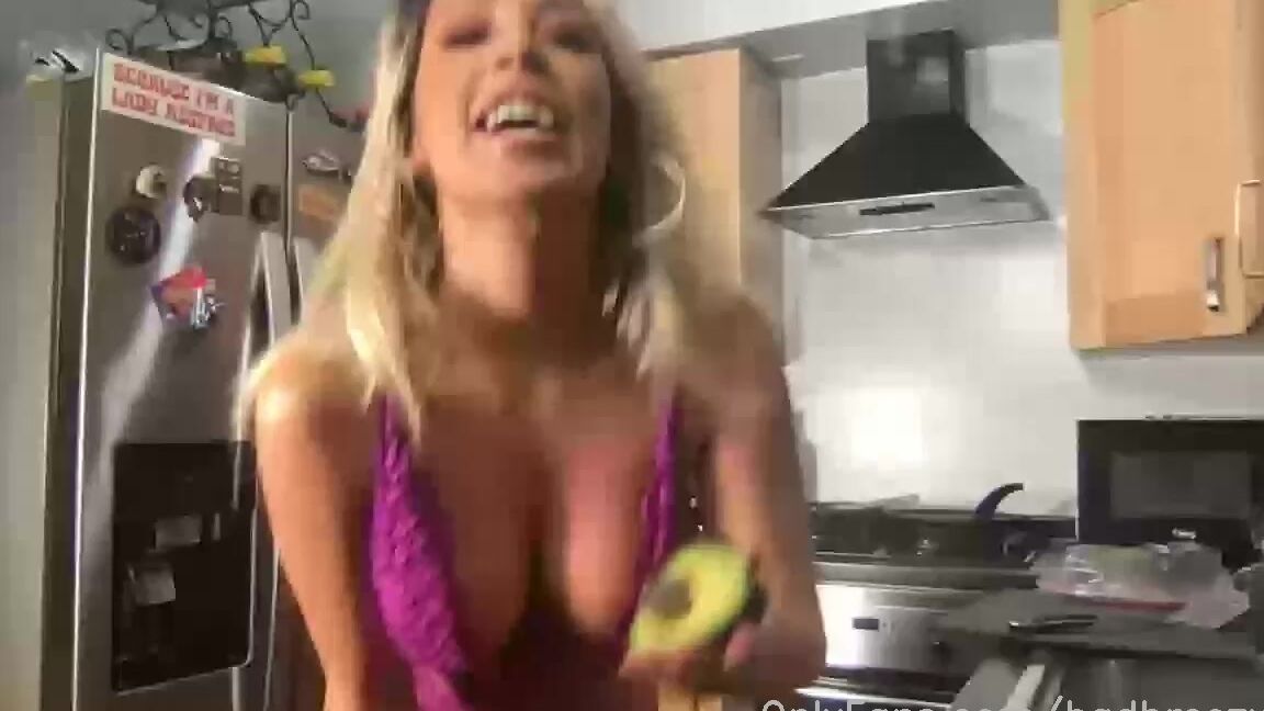 badbreezybri-23-09-2020-945152756-stream-started-at-09-23-2020-01-12-am