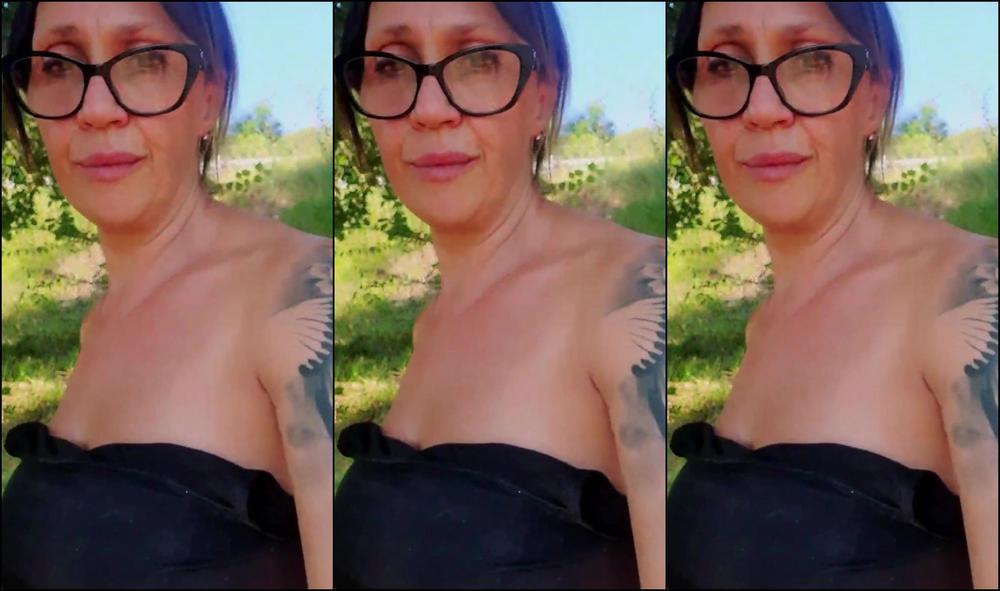 "Vixen" Outdoor Sex, Hot Milf, Deep Blowjob, Fuck Pussy, Guardone Italiano, Guardone Macchina, Hot Mom, Pornstar, Cuckold Husband, Big Boobs, Suggest Vixen Mentre mio marito fa benzina mi faccio scopare da uno sconosciuto nel bosco Pornhub