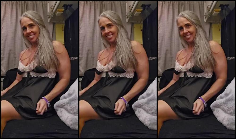 Flirtygirl370Z Nicknamed Flirtygirl370Z Onlyfans Do You Like Satin Or Lace I