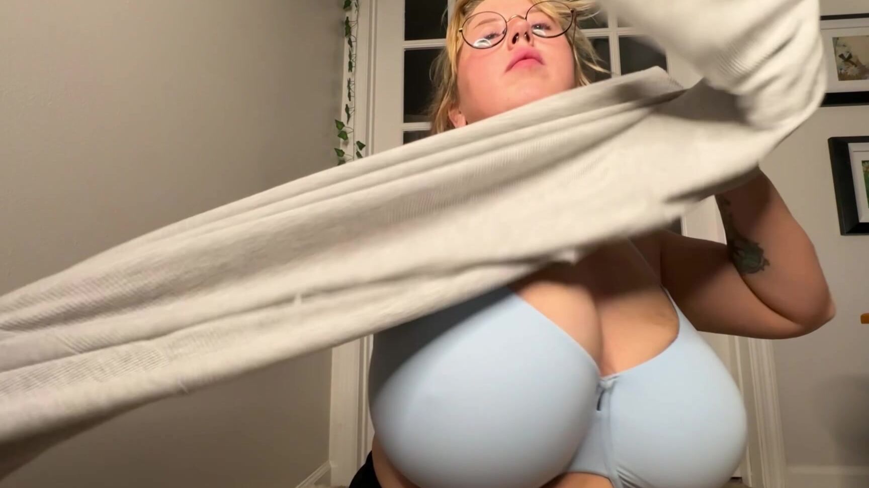 Gwy Ther 3445442346 08 17 2024 Trying On Some New Bras I Ll Do A Bra Try On Of Ones That Dont Fit