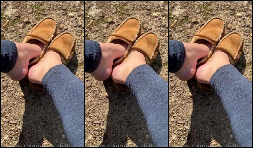 Tabitha Toes Nicknamed Tabithatoes 11 26 2021 Onlyfans Video A Six Min Clip With The New Phone