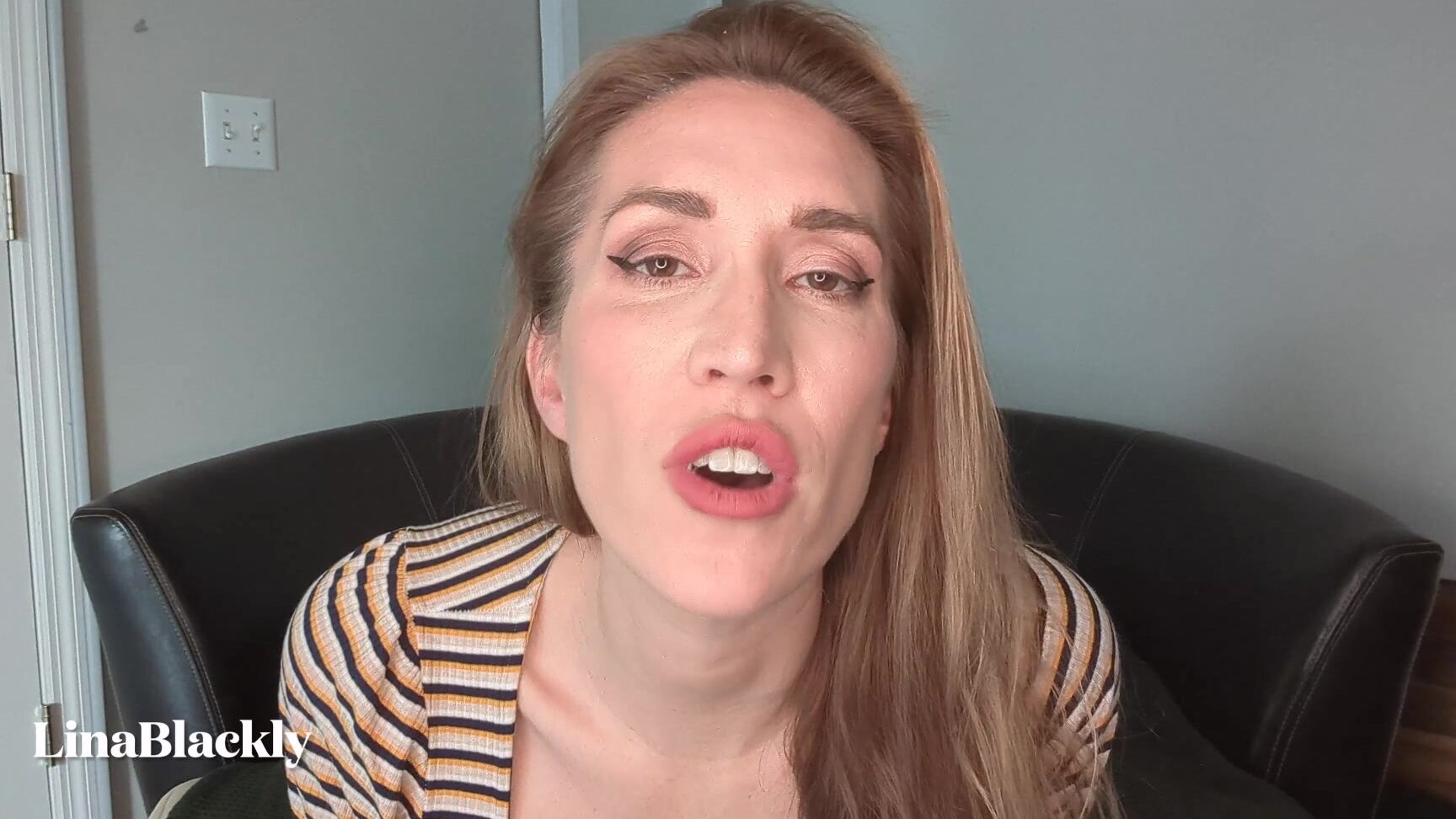 "LinaBlackly" dirtytalking, family, femdompov, masturbationencouragement, taboo FemDom Aunt Knows You Fuck Mommy Manyvids