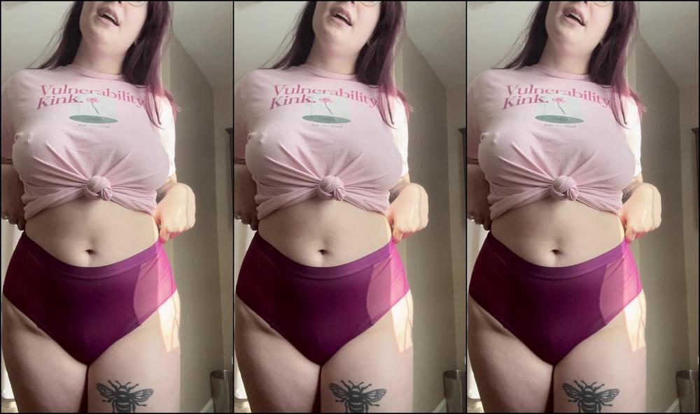 Roxierusalka 3203591464 02 15 2024 Lo Fi Roxie Bathroom Ludes And A Striptease With My Coffee To Beat Your Morning Wood To