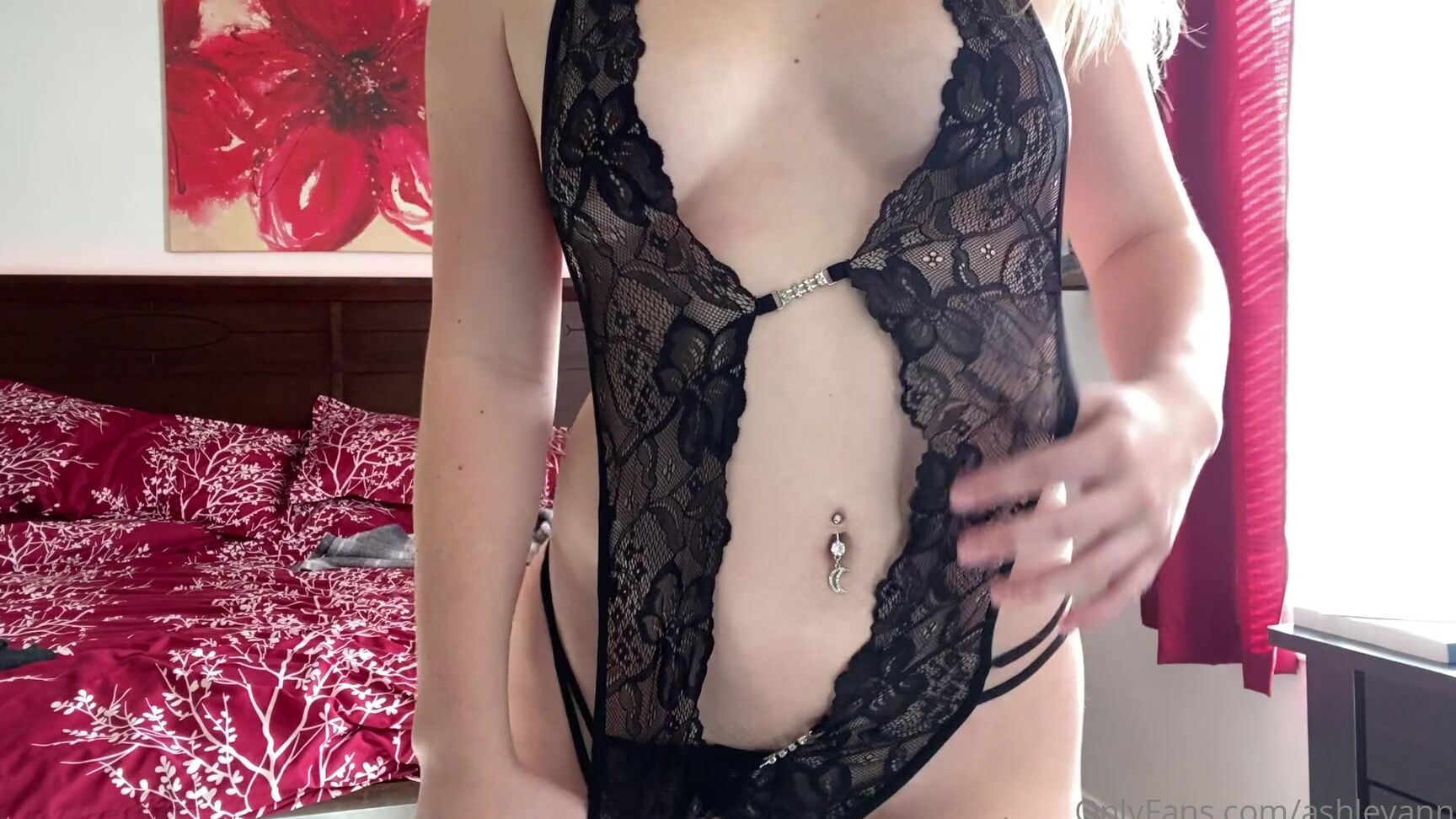 Ashleyannxoxo Your Sexy Girlfriend Decides To Strip And Tease You