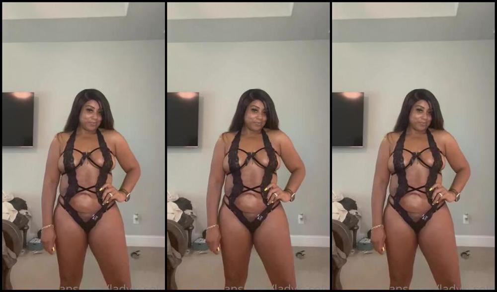 Ladyk Soles Nicknamed Ladyk Soles Onlyfans 2 Min Sexy Butt Squeeze