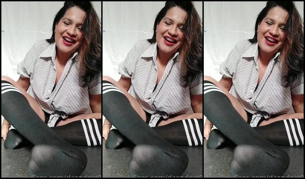 Dazzyfeet03 Nicknamed Dazzyfeet03 Onlyfans I Was Really Sweaty Today Like Ying Ampyang I Need A Massage