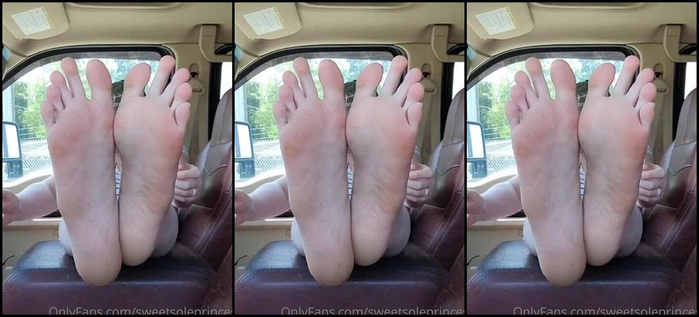 Megan Fletcher Aka Sweetsoleprincess Onlyfans Toe Wiggles And Sole Stretching While Heading Home