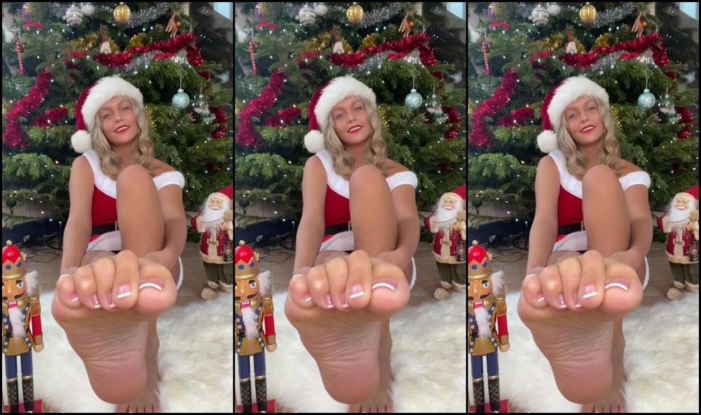 Littlemisssole Worship My Feet Joi With Humiliation Mrs Claus Is Not Happy Santa Always Gets The Credit