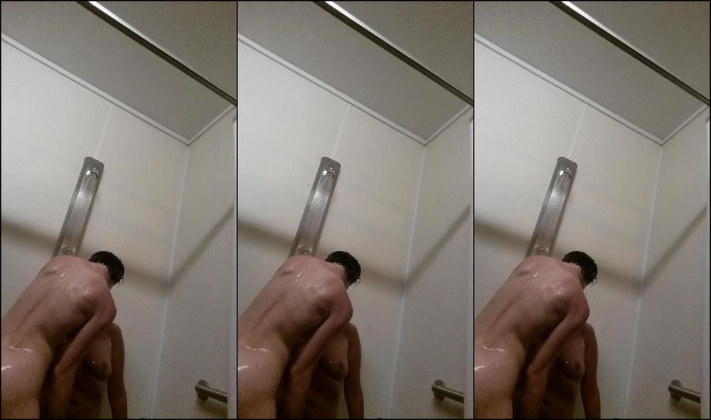 Le Lea Random Girl At Camp Retiring Vid