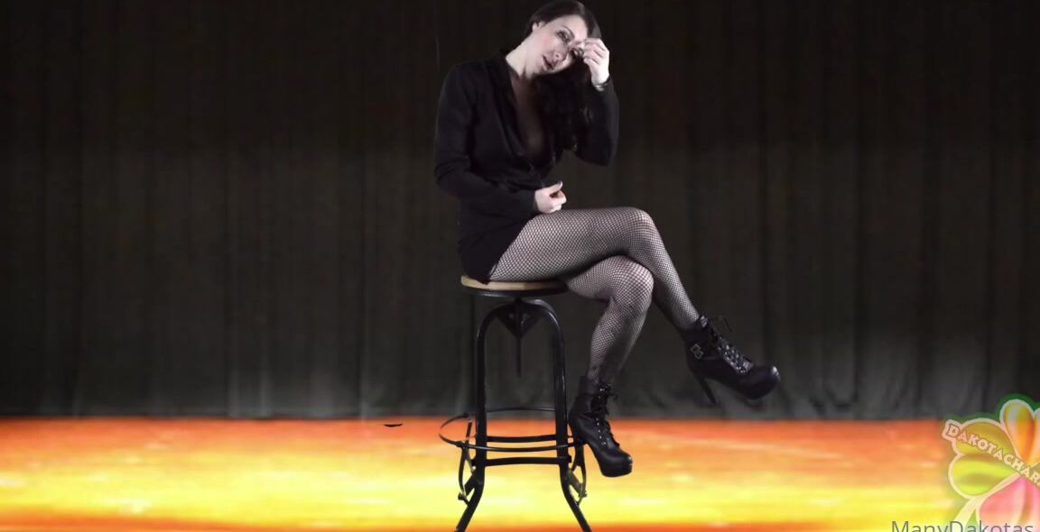 Dakota Charms Nicknamed Dakotacharms Onlyfans Sissy School Clip