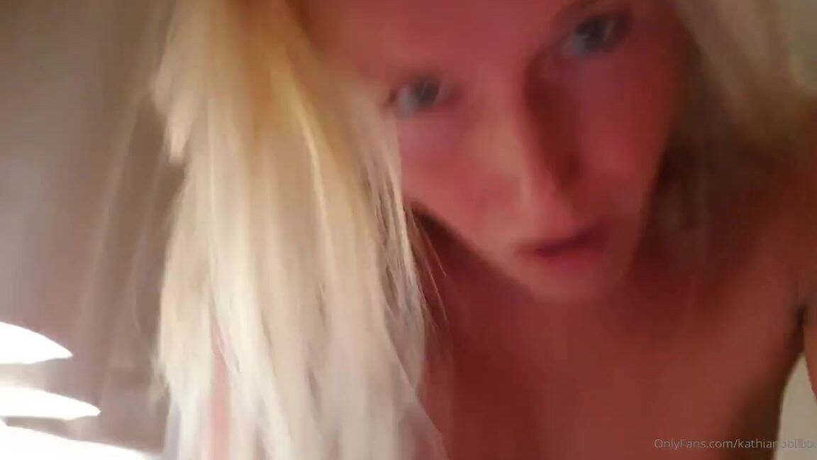 Kathianobilixx Findom 08 04 2019 Onlyfans Video Oh My Gosh What Are You Doing Here My Husband Will Be Home Soon I Dont