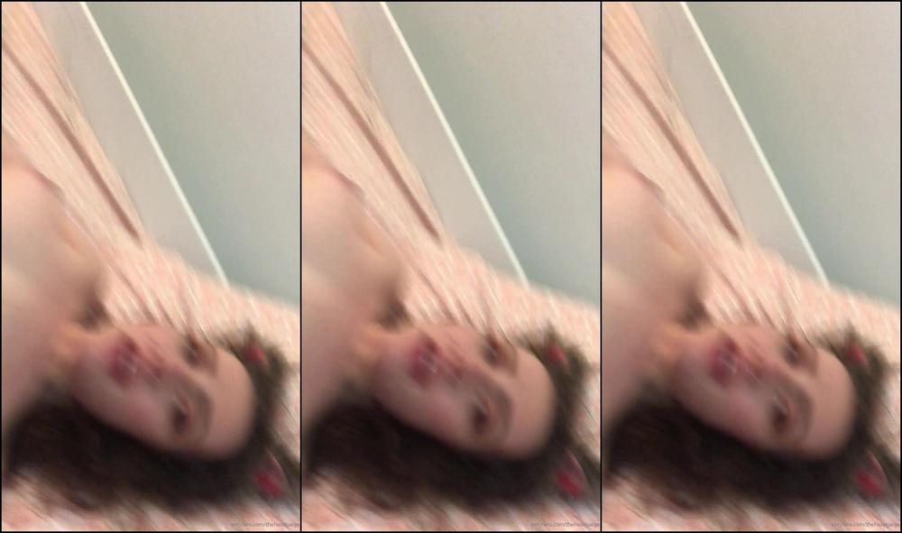 thehazelpaige-30-12-2019-114788793-there-are-5-things-i-need-every-day-to-be-happy-and-functioning-orgasms-are-one-of-the-fi